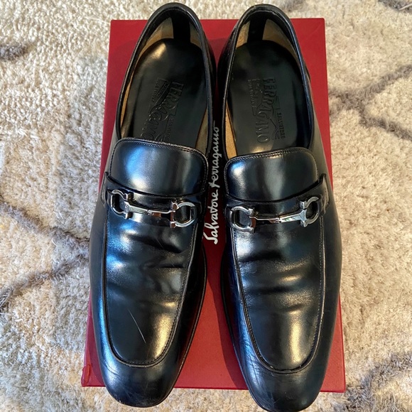 FERRAGAMO BENFORD GANCINI LEATHER LOAFERS - Picture 2 of 9